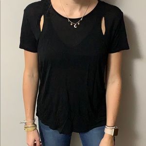 Alo yoga cutout athletic t shirt